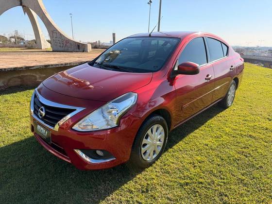 NISSAN VERSA 1.0 12V FLEX 4P MANUAL NISSAN VERSA 1.0 12V FLEX 4P MANUAL
